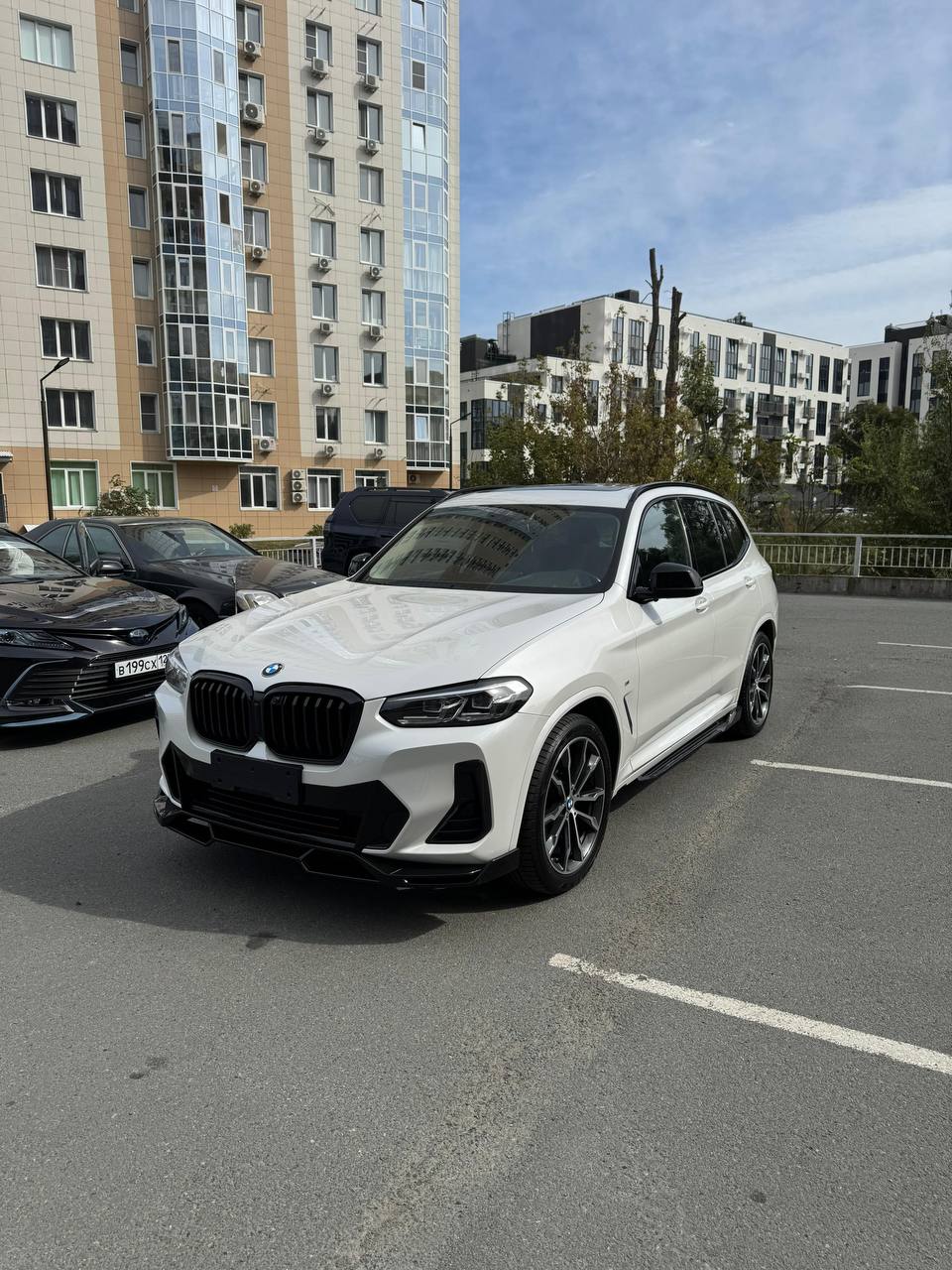 BMW X3, вид спереди