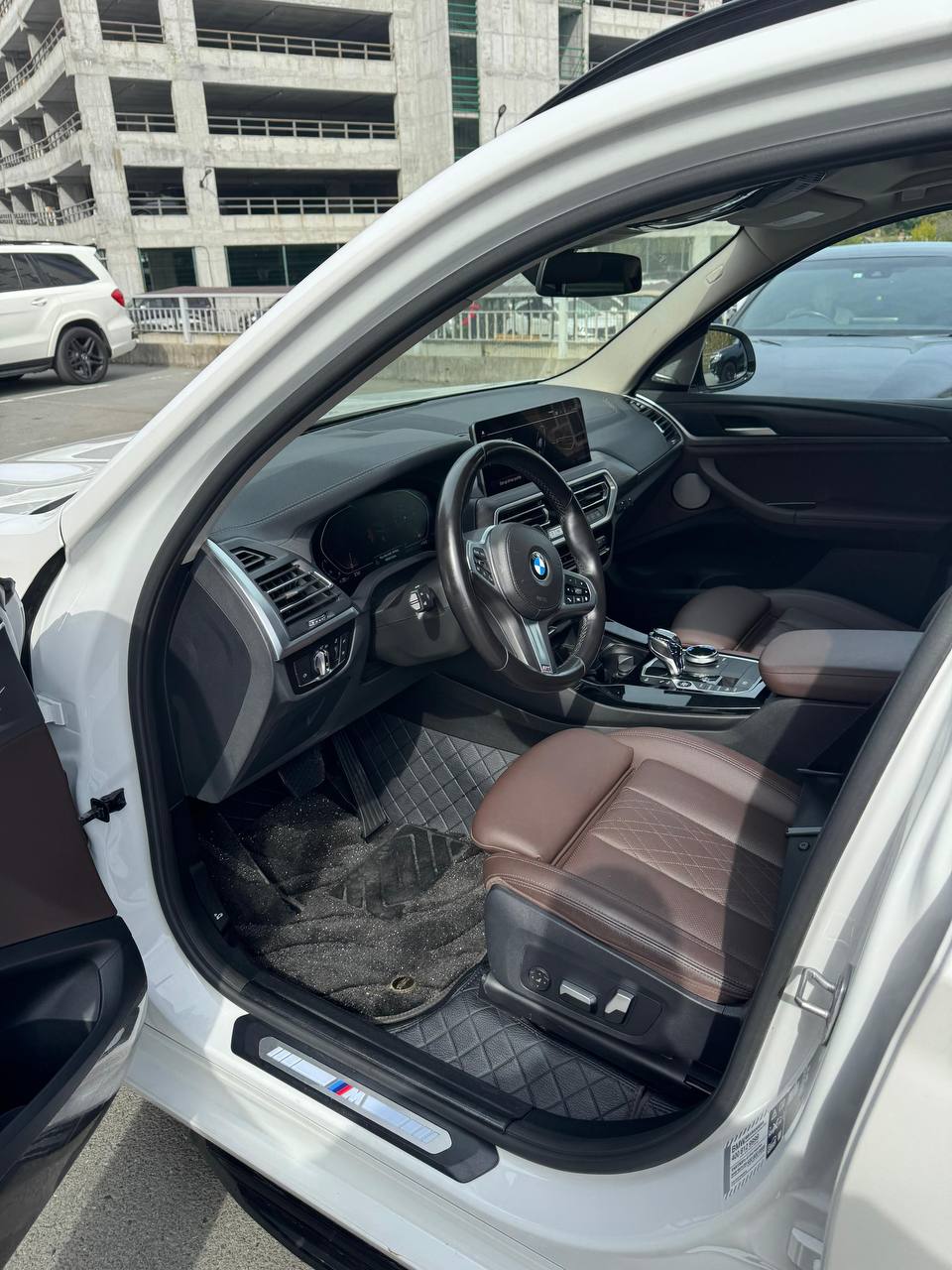BMW X3, салон