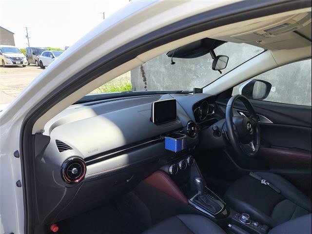 Mazda CX-3, салон