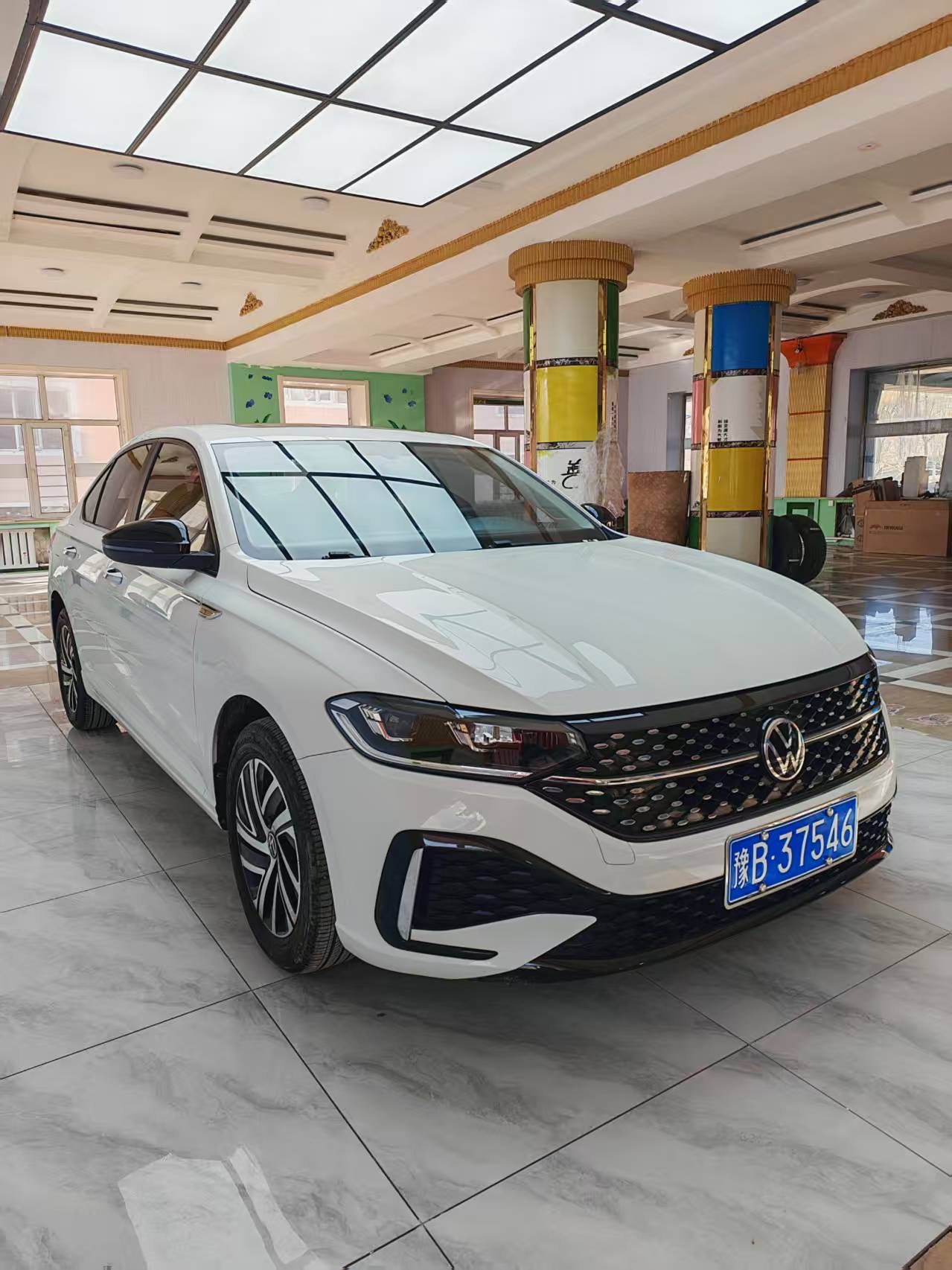 Volkswagen Lavida, вид спереди